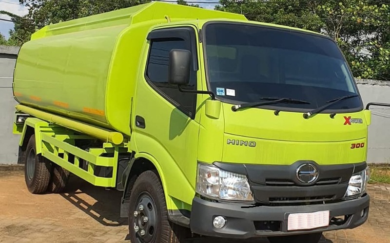 Daftar Harga Truk Tangki Hino Dutro 300 Baru